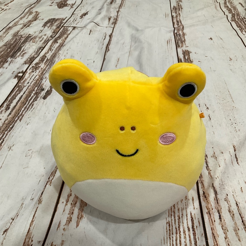 SQUISHMALLOWS 9” LEIGH THE YELLOW TOAD‎ PLUSHIE